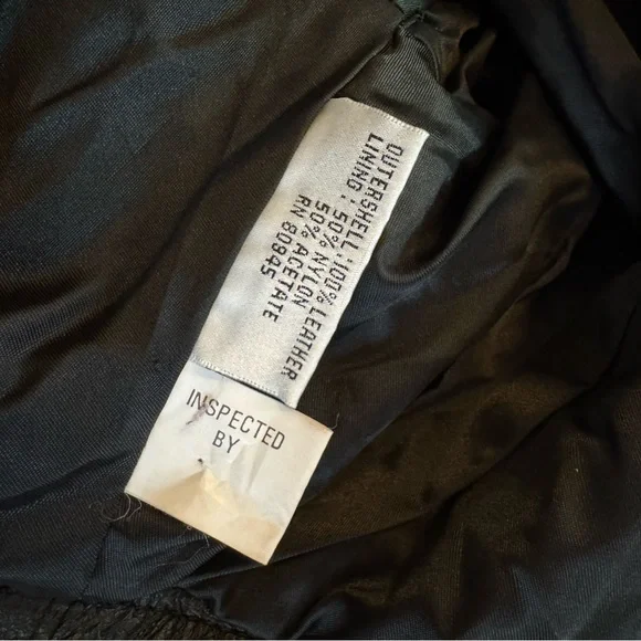 Vintage Black Leather Cropped Jacket - Picture 9 of 15